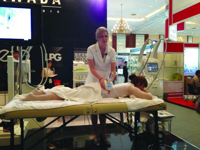 BEAUTY CONNECT CAMBODIA 2016