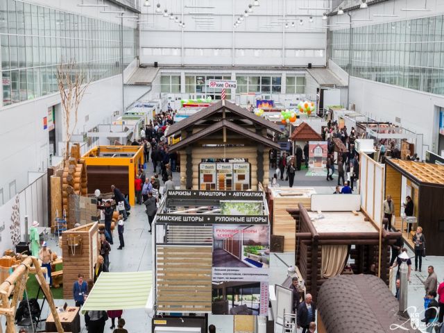 Low Raise House Building