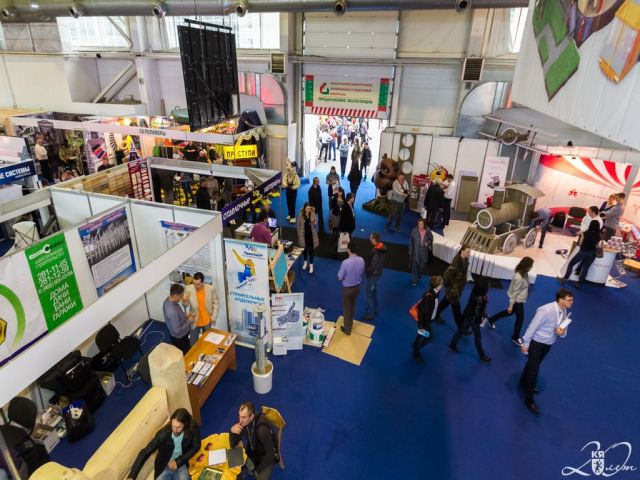 Low Raise House Building