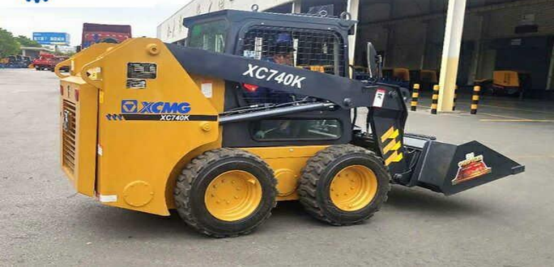 XCMG 4WD XC740K 1 Ton Mini Skid Steer Loader with Various Attachment