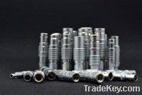 Sell push-pull self latching connctor