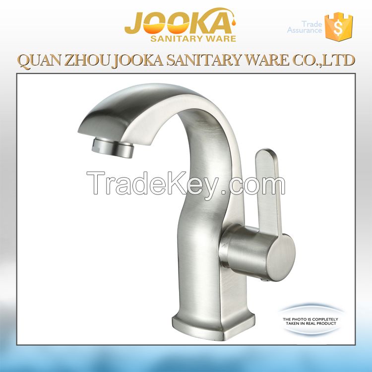 2016 hot sell decked mounted cold water wash basin tap