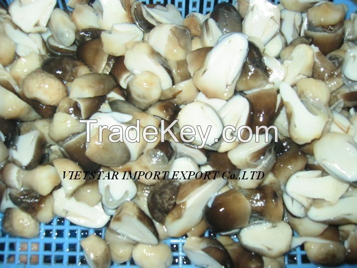 Canned Straw Mushroom Whole or Half Straw Mushroom Season