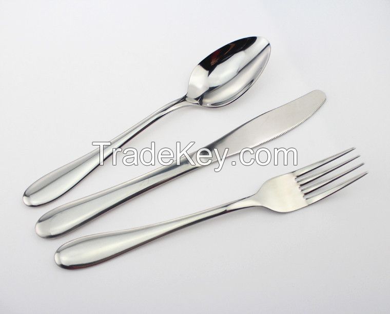 STAINLESSS STEEL FLATWARE/SPOONS/FORKS/KNIFE