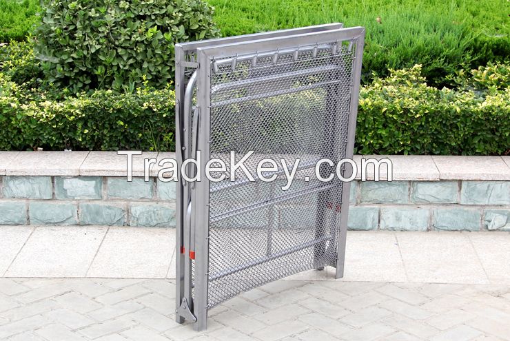 Folding bed