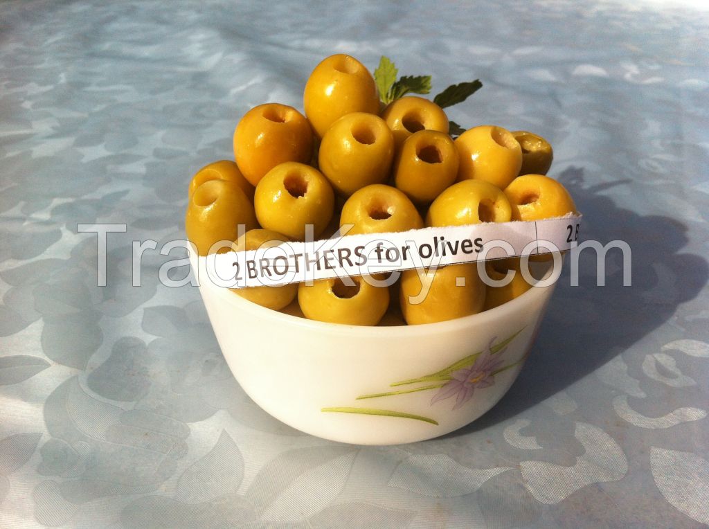 Pitted Green Olives