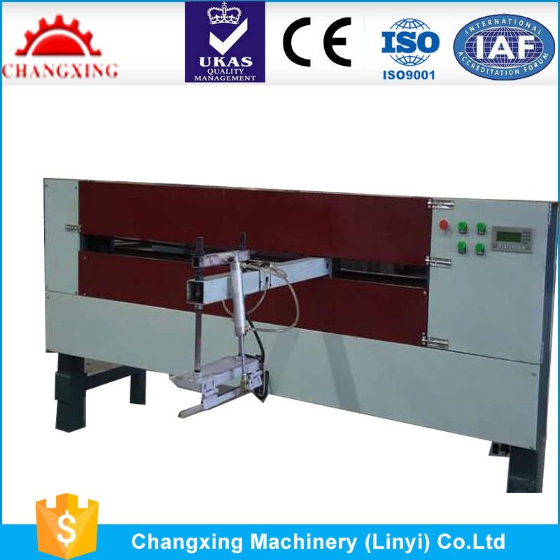 Automatic plywood glue spreader machine