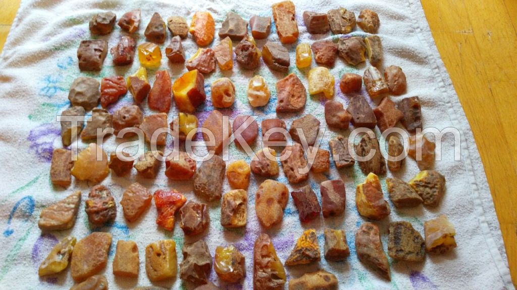 NATURAL BALTIC RAW AMBER MATERIAL 20-50 gr