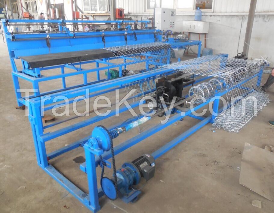 Full automatic Chain link fence machine(mesh size:25x25--200x200mm)