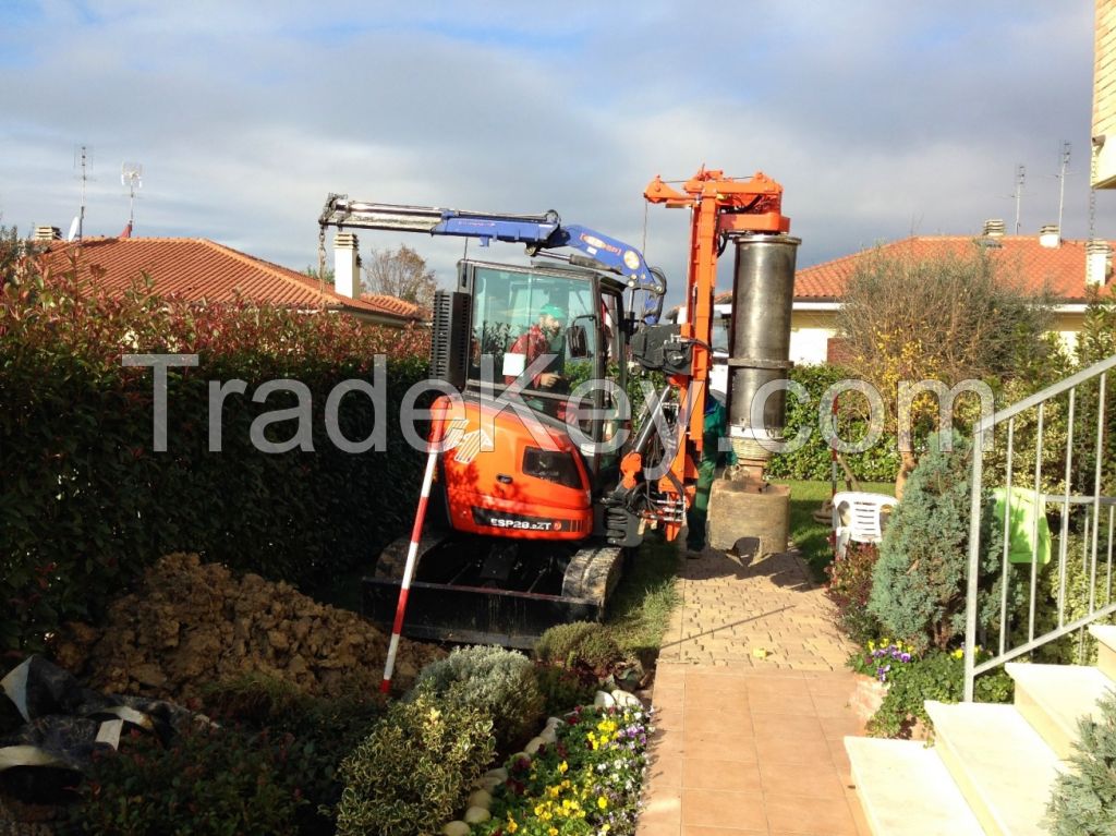 New piling / drilling rig  Tescar CF2