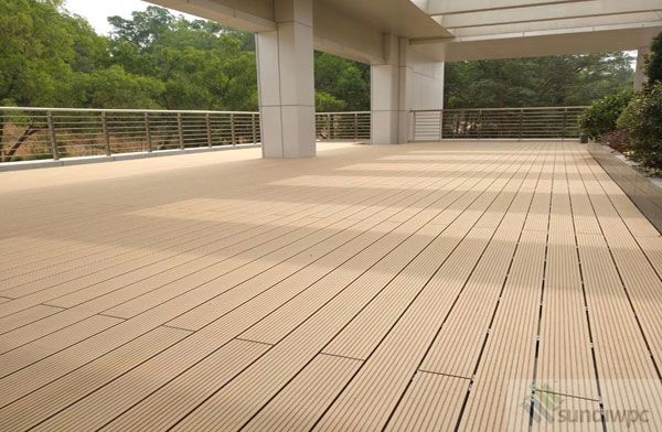 Hollow WPC Decking/Composite decking; Wood Grain Surface &amp;amp; Anti-slip Small Groove Side