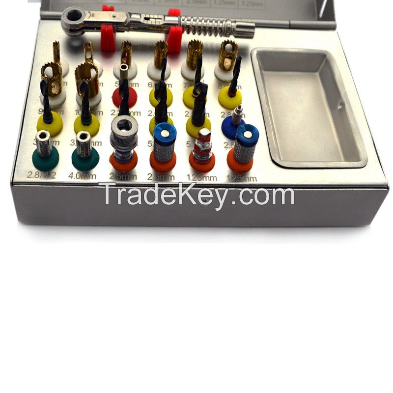 25 PIECES UNIVERSAL IMPLANT SURGERY KIT