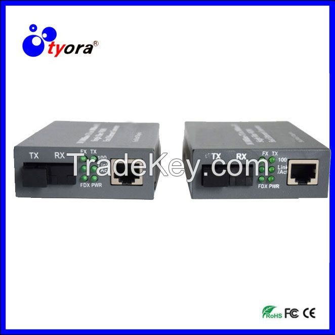 1 Pair  10/100/1000Mbps Media Converter   single mode single  fiber   sc port 2*RJ45