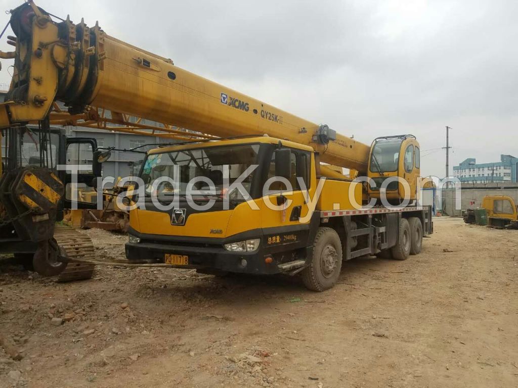 Used XCMG QY25K Truck Crane