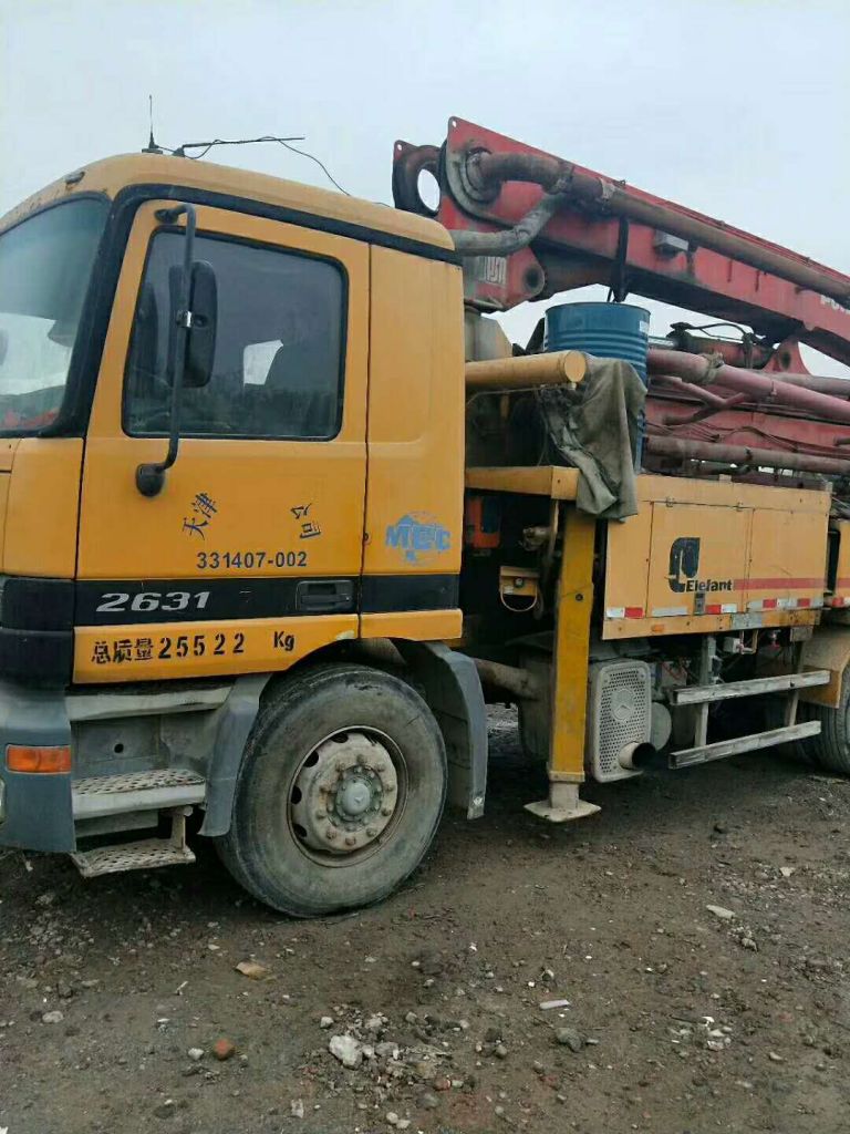 USED PUTZMEISTER 36M CONCRETE PUMP