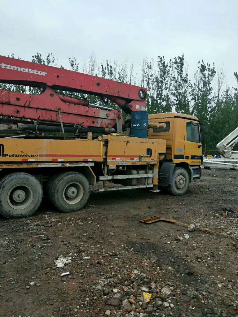 USED PUTZMEISTER 36M CONCRETE PUMP