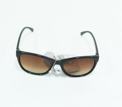 Sunglasses with UV400