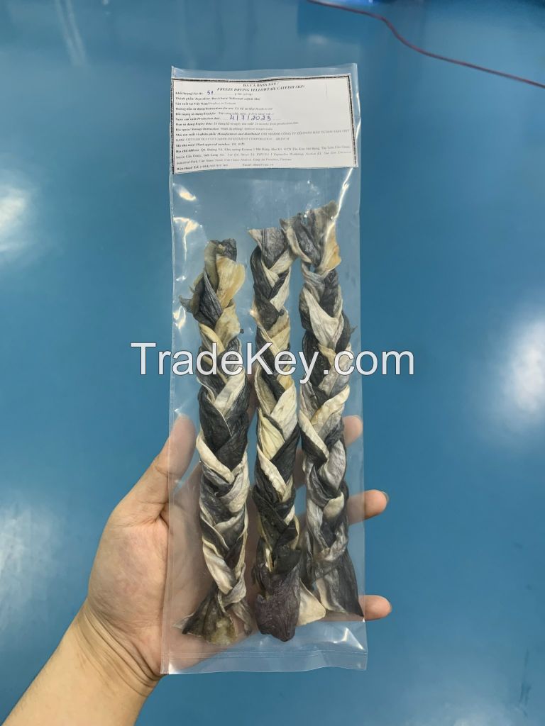 Twisted Salmon and Pangasius Skin -Dry Fish Skin Treatment for Dogs - High Quality Dog Chew from Vietnam