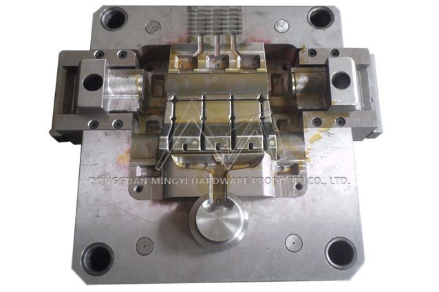 Aluminum alloy cavity mold