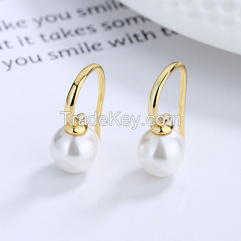 fish hoop pearl earrings