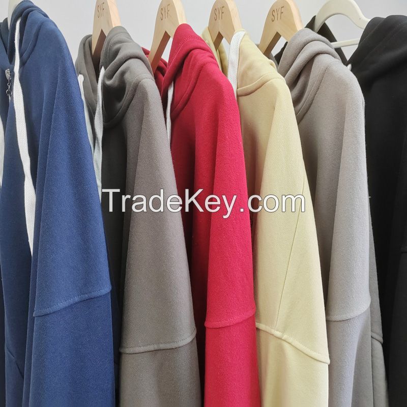 Long sleeved colorful sweatshirt