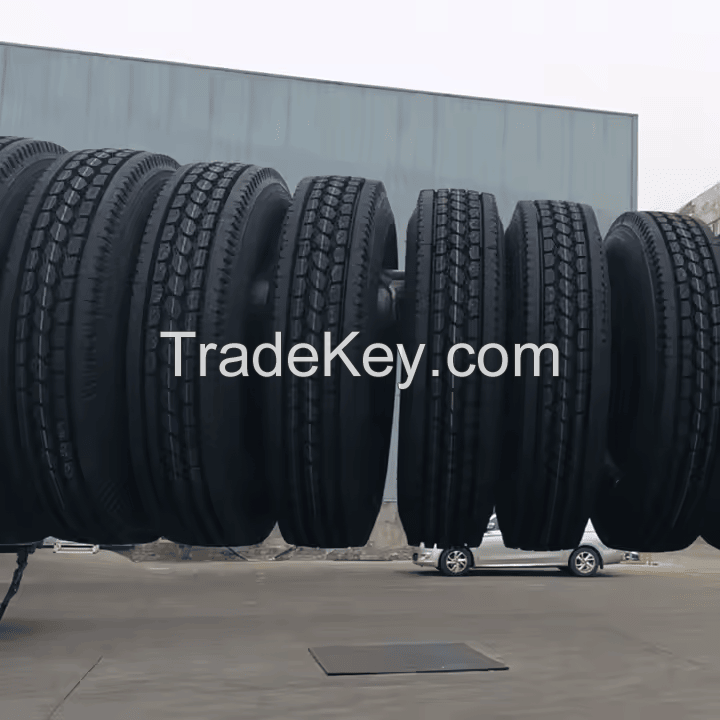 BUS AUTO TRUCK TYRES 11R22.5 Pneu llantas