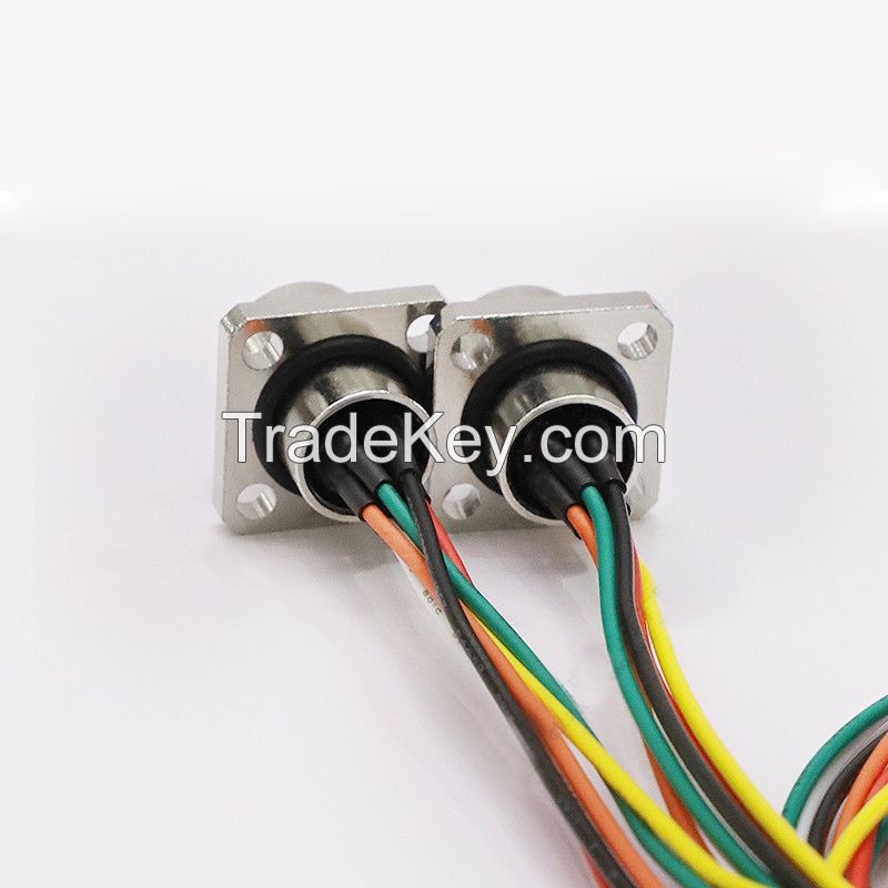 Flange socket multi-core wire harness