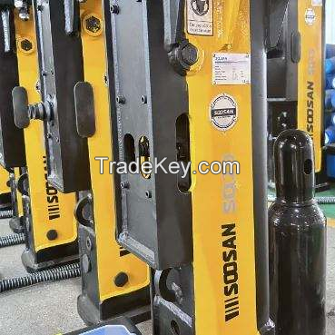 Hydraulic Breaker SQ 20 Box Type Suitable for Mini Excavators and bob Cat Skid Steer Loader Good Quality for Hard Rocks