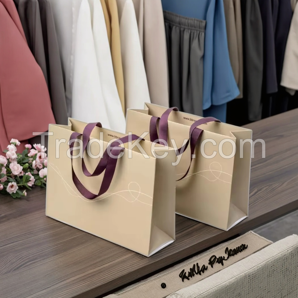 Premium Custom Eco-Friendly White Tote Paper Bags for Wedding Events &amp; Thank-You Gifts â�� Luxury Quality, Arabic-Style Design Available