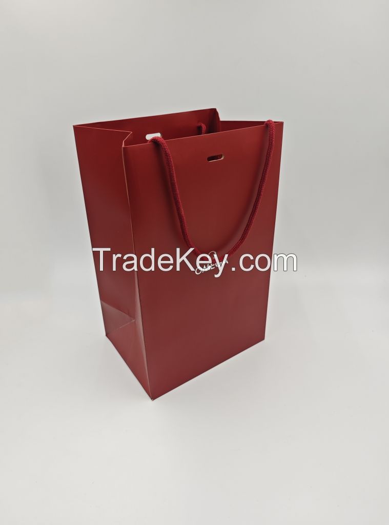 Luxury Custom Logo Gift Paper Bags â Recyclable Kraft/Art Paper, Gold Foil Hot Stamping & Arabic Embossing â Perfect for Wedding, Clothing, Cosmetics & Corporate Bulk Orders with Ribbon Accents