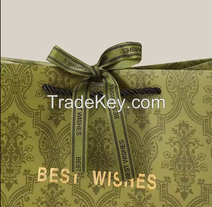 Custom Wholesale Luxury Handle Printing Shopping Clothing Brand Jewelry Gift Packaging Paper Bags with logo