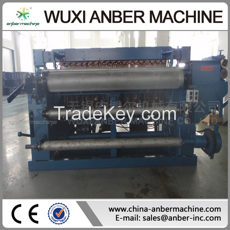 Mesh welding machine