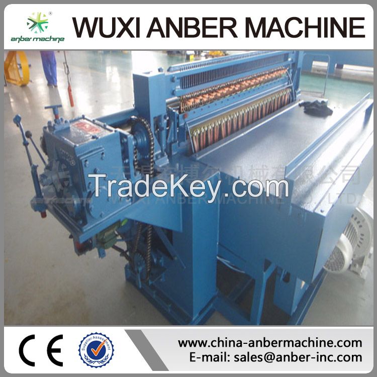 Mesh welding machine