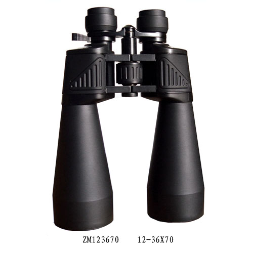 zoom  binoculars