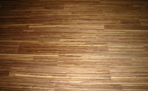 Solid-Engineered Fineline Walnut