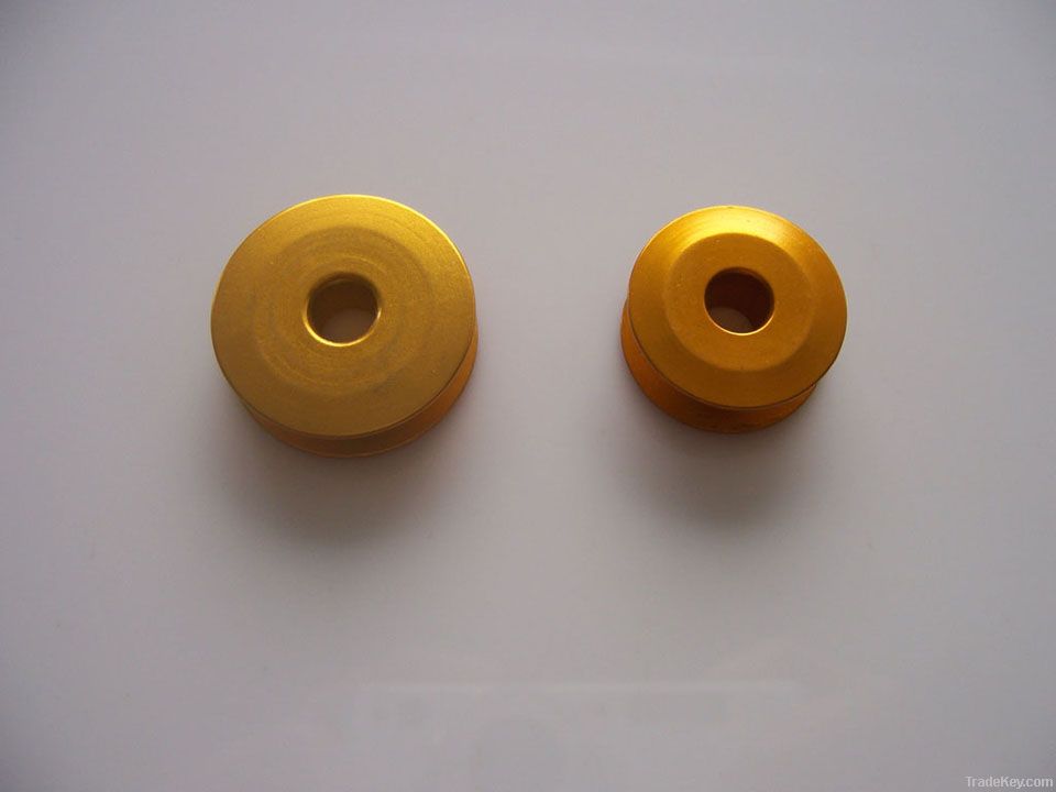 sewing machine fitting bobbins