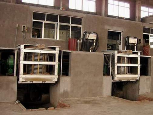 Induction melting furnace