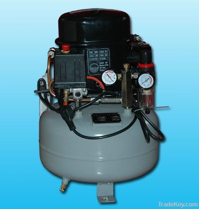 Silent air compressor D1212