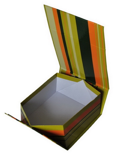 foldable gift box