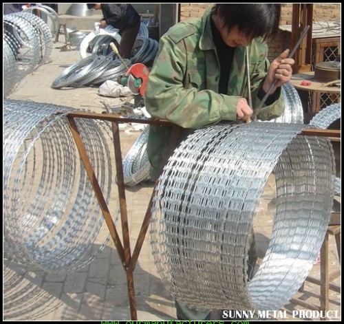 razor wire fencing