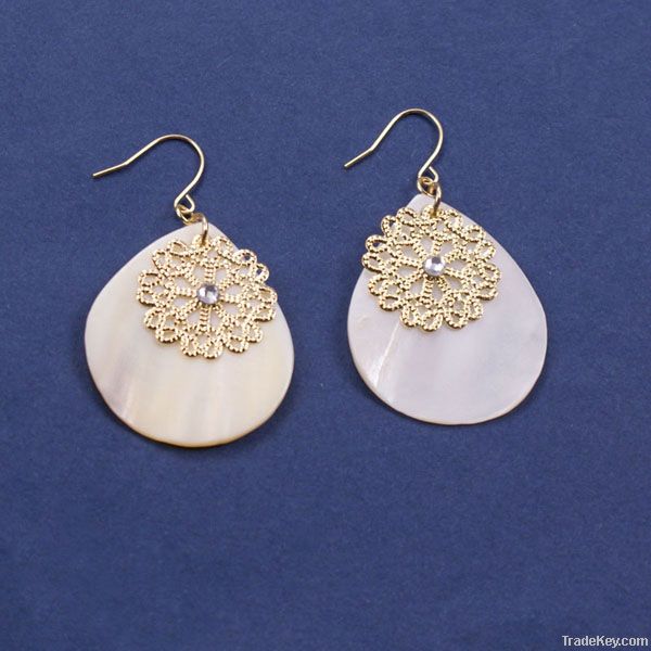 2012 new model fashion shell earrings