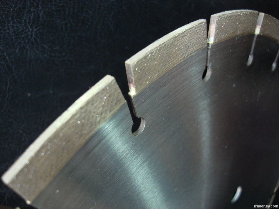 Diamond cutting disc