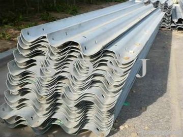 Highway guardrail forming machine
