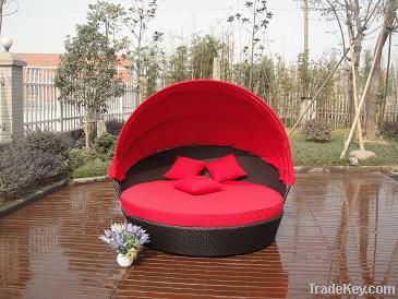 rattan daybed