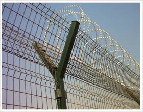 358 anti climb security fence/prison wire mesh fence of 76.2x12.7mm