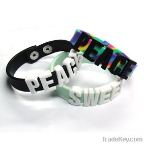 2013 promotion eco-friendly material letters silicone wristband