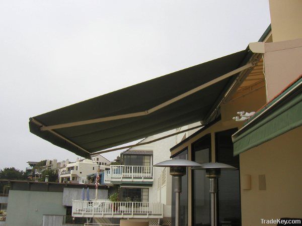 retractable awning