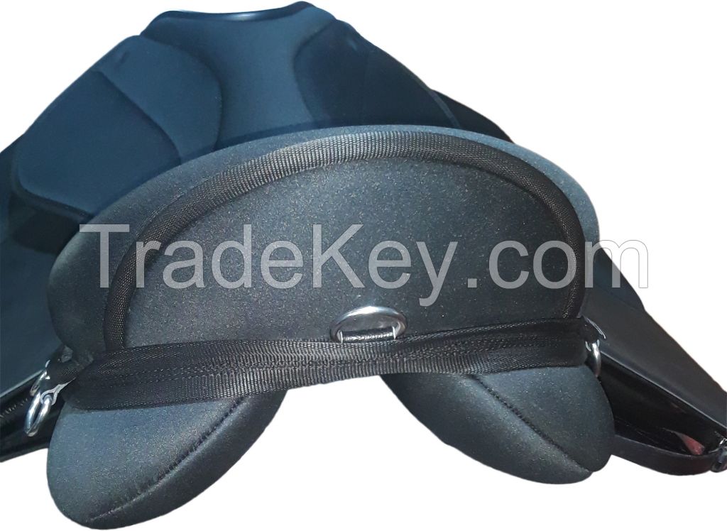 Genuine imported synthetic status horse saddle with rust proof fitting 