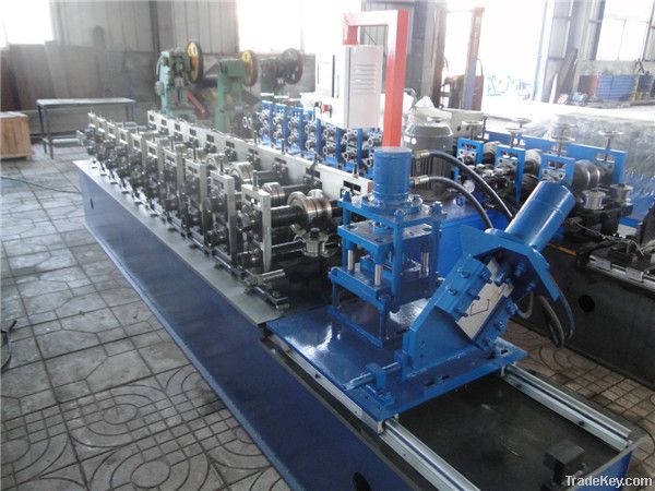 omega shape roll forming machine