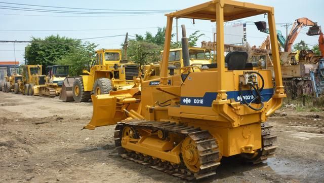 Used Komatsu D31E-18 Dozer